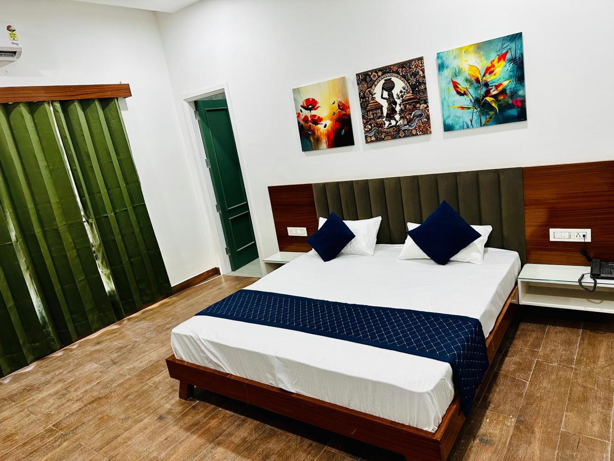 The Loya Hotel Muktsar Ngoại thất bức ảnh