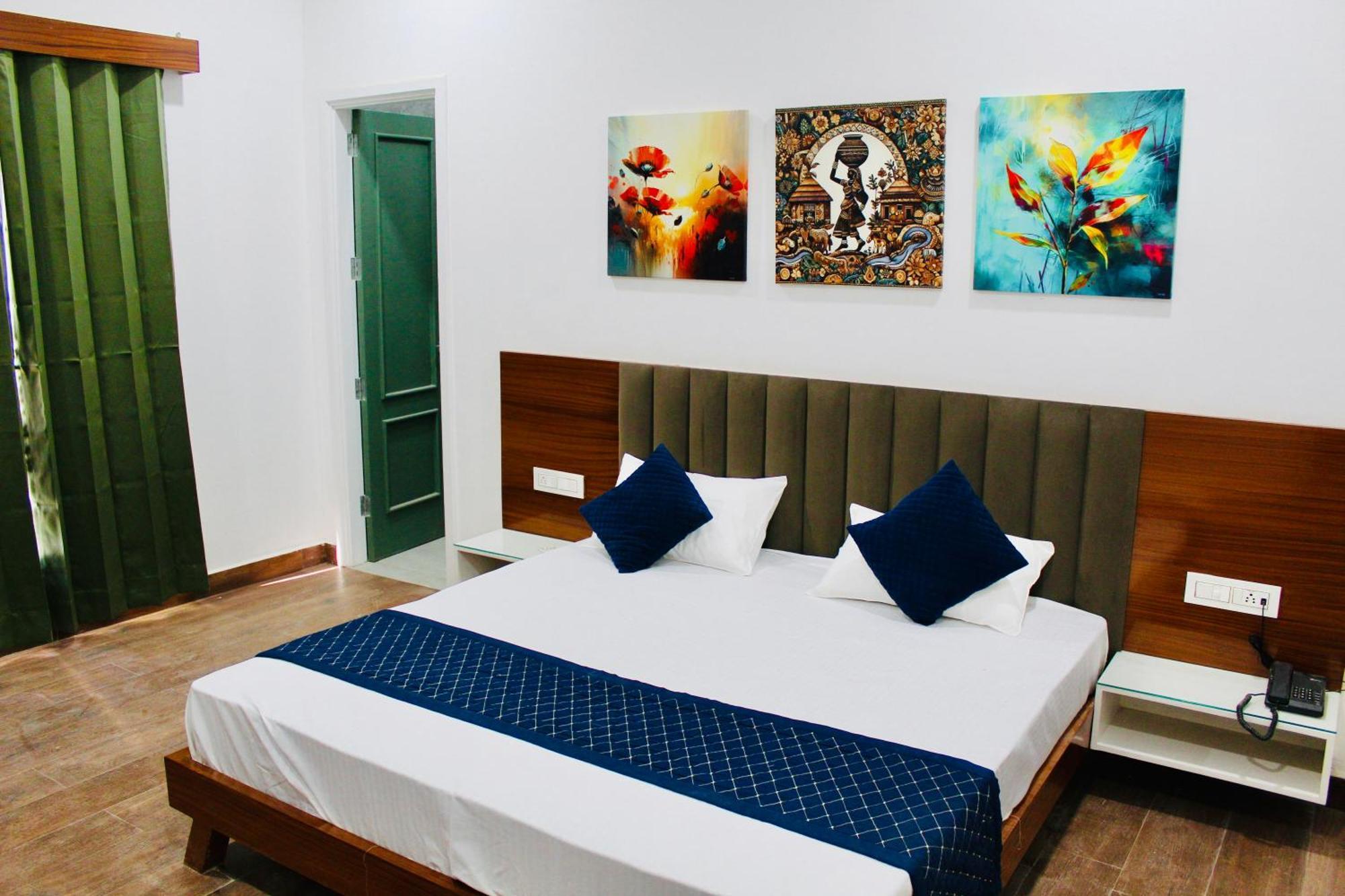 The Loya Hotel Muktsar Ngoại thất bức ảnh