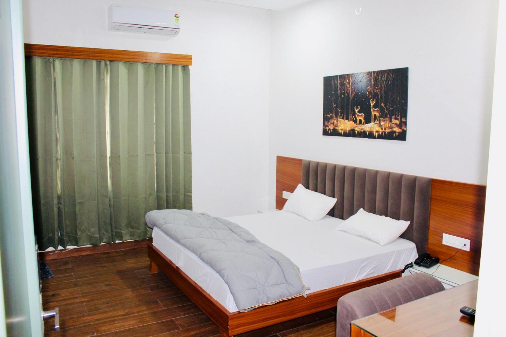 The Loya Hotel Muktsar Ngoại thất bức ảnh